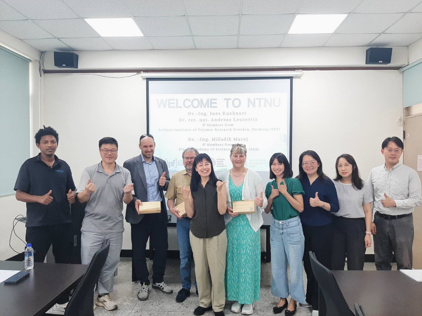 1140417 scholars from IPF SAS